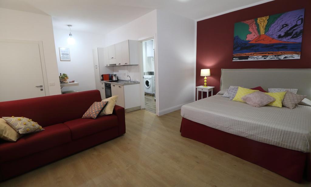 Toledo Boutique Studio Apartments Napels Buitenkant foto